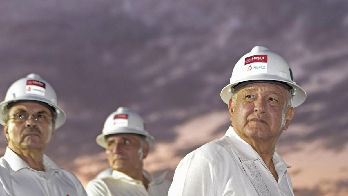 EN VIVO – AMLO corta el listón inaugural de la refinería de Dos Bocas