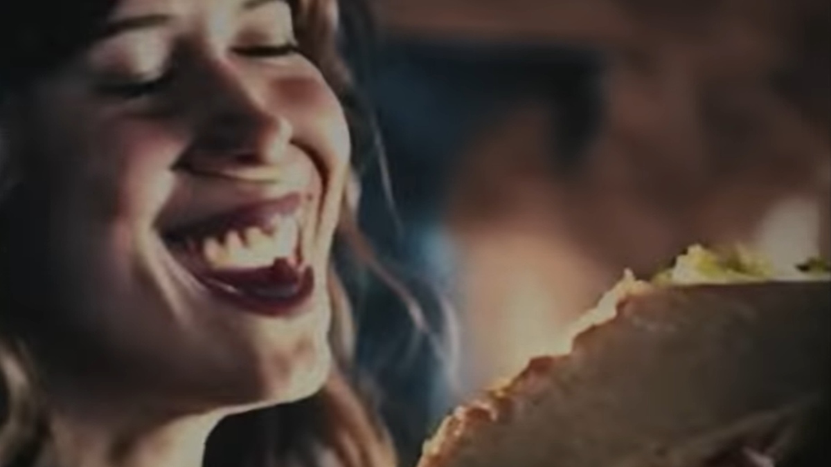 Crean anuncio de pizza usando inteligencia artificial y el resultado da miedo