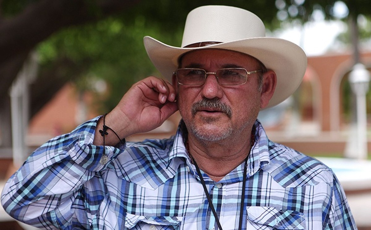 Asesina comando a Hipólito Mora, exlíder autodefensa de Michoacán