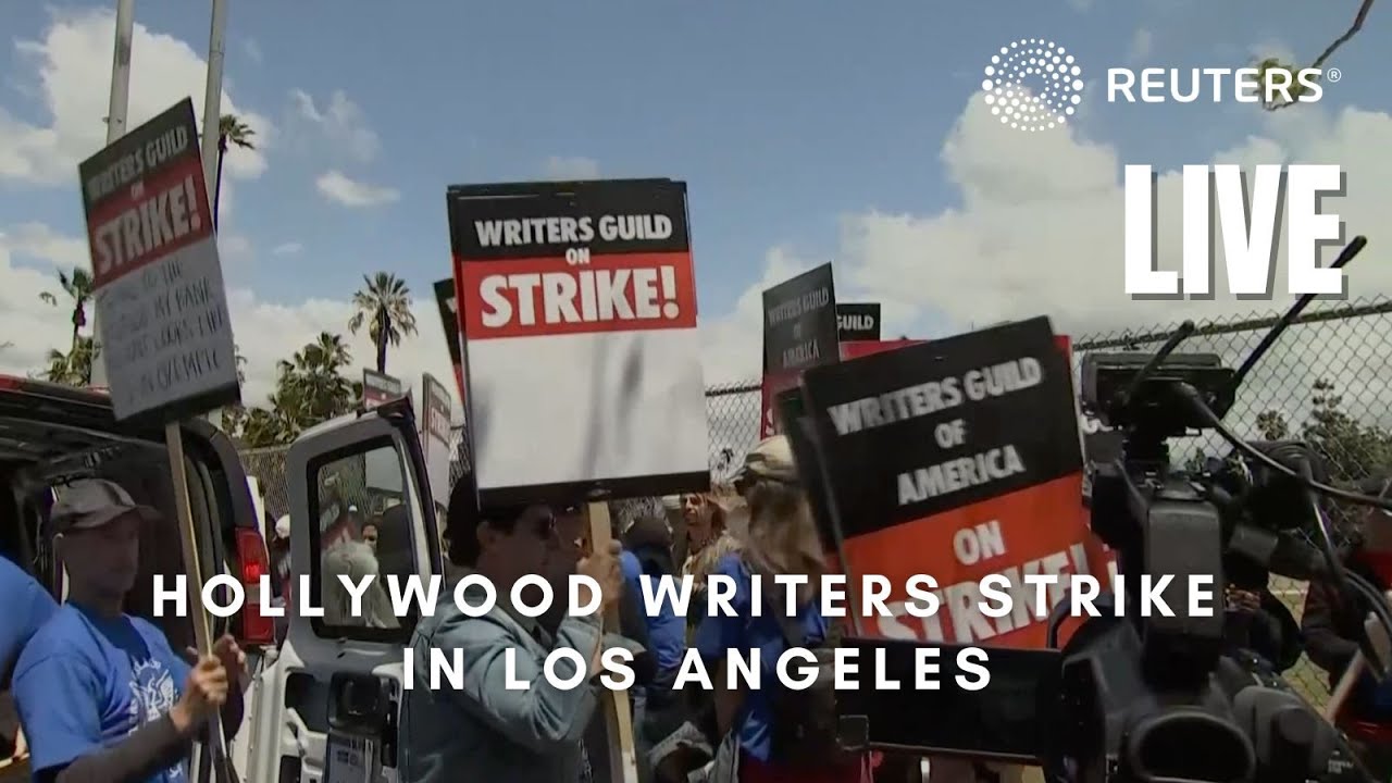 Actores y escritores de Hollywood se manifiestan en Times Square, Nueva York
