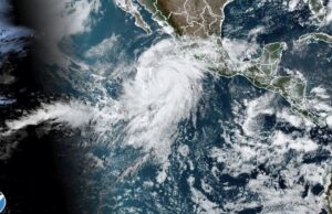 Hilary asciende a categoría 4 y se localiza al sur de Cabo San Lucas