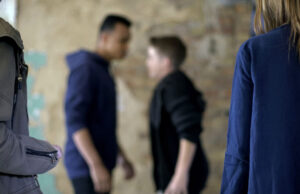 Video de pelea en escuela desata debate sobre el bullying