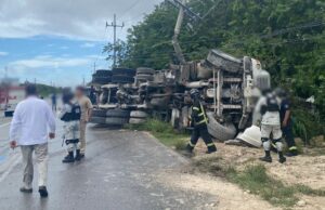 Tragedia en Quintana Roo: fuerte accidente en la carretera federal 307 deja al menos 6 muertos