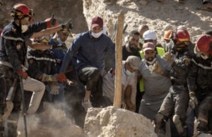 Hacían labores de rescate en Marruecos y los sorprende réplica del terremoto