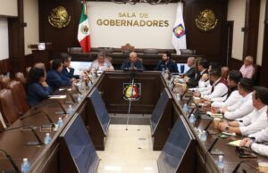 Llama Víctor Castro a SETUE y API a seguir respondiendo a la ciudadanía