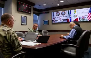 Jefe de Comando Norte de EUA y Titular de la Sedena Acuerdan Reforzar Seguridad en la Frontera