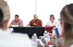 Dan continuidad Gobierno, Ayuntamientos y Poderes del Estado a mesas de trabajo para atender demandas de los trabajadores