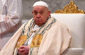 El Papa Francisco, hospitalizado desde hace tres semanas, pasó “una noche tranquila”