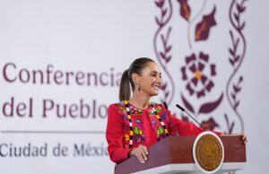 Reconoce la presidenta Claudia Sheinbaum al gobernador de BCS por la reapertura del camino costero de Cabo del Este