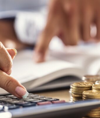 ¿Cómo saber si ya te depositaron tu saldo a favor del SAT? Así lo puedes checar paso a paso