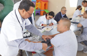 Ofrece el Gobierno estatal servicios de medicina preventiva al Centro Penitenciario de La Paz
