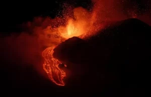 Etna, el volcán más activo de Europa, intensifica su actividad