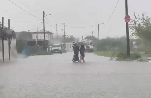 Dos tormentas tropicales azotan México: se forma Flossie en el Pacífico y Barry en el Atlántico