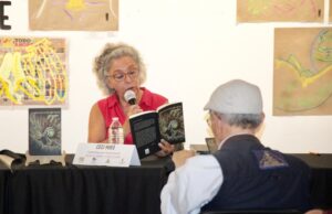 Presentan en Cabo San Lucas el libro “Caracola de mis días” de la escritora Ceci Miró