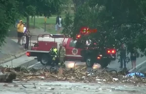 Inundaciones en Texas dejan 27 muertos; continúan búsqueda de niñas desaparecidas