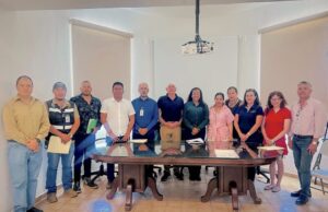 Atienden autoridades de Cabo San Lucas a colonos de El Tezal; coordinan acciones para ordenamiento vial