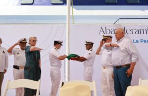 Abandera gobernador Víctor Castro, embarcación “Cabo Star” de Baja Ferries