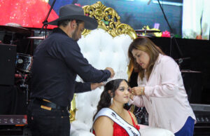 Inaugura alcalde Christian Agúndez Fiestas Tradicionales Santa Anita 2025