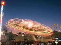 Momento exacto en que se desploma juego mecánico en Arabia Saudita; hay 23 heridos