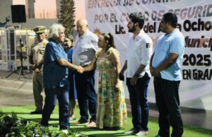 ESCAPARATE POLÍTICO/Pifia tras Pifia de Manuel Cota ahora evidencia su alianza con el descreditado exalcalde cabeño Oscar Leggs.