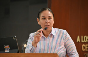 Propone Diputada Alondra Torres se dictamine en sentido negativo la reforma al art 4° presentada por la senadora Lili Tellez