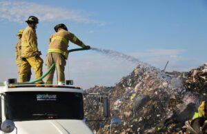 Reconocen labor del Cuerpo de Bomberos de Cabo San Lucas tras incendio en el relleno sanitario La Candelaria