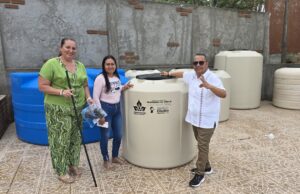 Impulsa regidora Marisela Montaño entrega de tinacos y cisternas para familias de Los Cabos