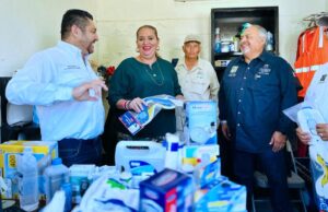 Entrega VI regidora medicamentos al personal de Servicios Públicos de Los Cabos