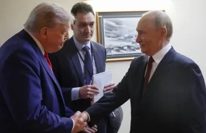 Trump entregó a Putin una carta de Melania instándolo a proteger a los niños de la guerra