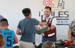 Entrega Christian Agúndez más de 10 mil paquetes de útiles escolares entre San José del Cabo y Cabo San Lucas