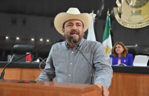 Busca diputado Venustiano Pérez mejorar vialidad en la UABCS