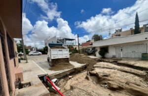 Realiza delegada Karina de la O entrega de apoyos en colonias de Cabo San Lucas