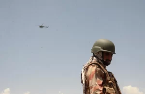 Al menos 21 muertos, la mayoría mujeres y niños, en un bombardeo de la aviación de Pakistán