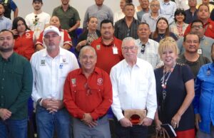 Imparten conferencia magistral sobre sismos en materia de prevención para la población de Los Cabos