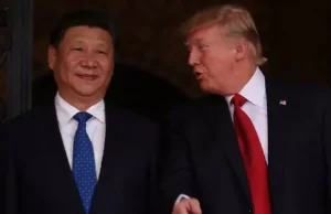 Trump rompe diálogo con China y anuncia arancel adicional de 100%