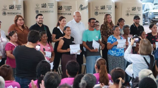 FOTO2-BOLETIN-03101-VMCC-ENTREGA-1024x573
