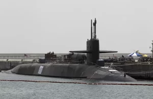 Corea del Norte advierte de que submarinos surcoreanos desatarán un «efecto dominó nuclear»