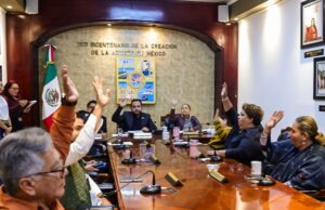 Reafirma Christian Agúndez compromiso con la transparencia en Sesión Extraordinaria de Cabildo