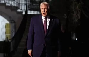 Los correos de Epstein han puesto en aprietos a Trump, sus aliados y a un príncipe inglés