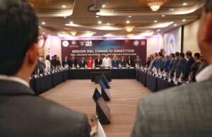 Gobernador inaugura en La Paz la sesión del Consejo Directivo del Colegio Nacional del Notariado Mexicano