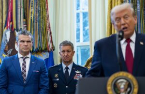 Trump ordena bloqueo total a petroleros que entren o salgan de Venezuela