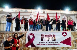 Realizan marcha en Cabo San Lucas por el Día Mundial de la Lucha contra el VIH/SIDA