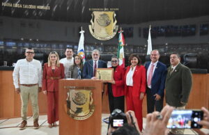 Reconoce Congreso de BCS la trayectoria humanista y académica del Dr. Jorge Alberto Vale Sánchez