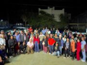 Encabeza Christian Agúndez diálogo directo con vecinos de la colonia Jardínes del Sol en Cabo San Lucas