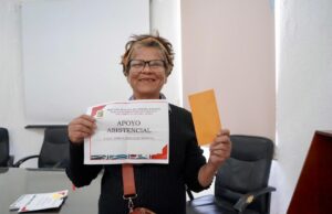 Entrega Atención Ciudadana 42 apoyos asistenciales a familias de Cabo San Lucas