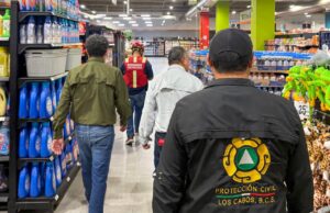 Atienden autoridades municipales fuga de gas en plaza comercial; reportan saldo blanco