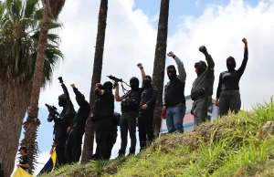 Estados Unidos alerta de que milicias armadas buscan a estadounidenses en Venezuela