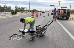Refuerza Ayuntamiento de Los Cabos trabajos de bacheo en puntos estratégicos