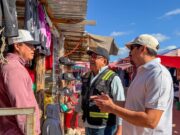 Autoridades de Los Cabos realizan operativo de ordenamiento en tianguis de la colonia Las Palmas en CSL