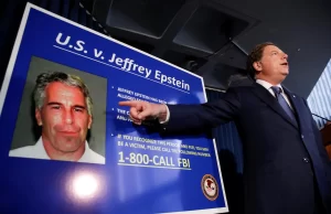 Los documentos de Jeffrey Epstein recogen un pago de 1.050 dólares a nombre de José María Aznar